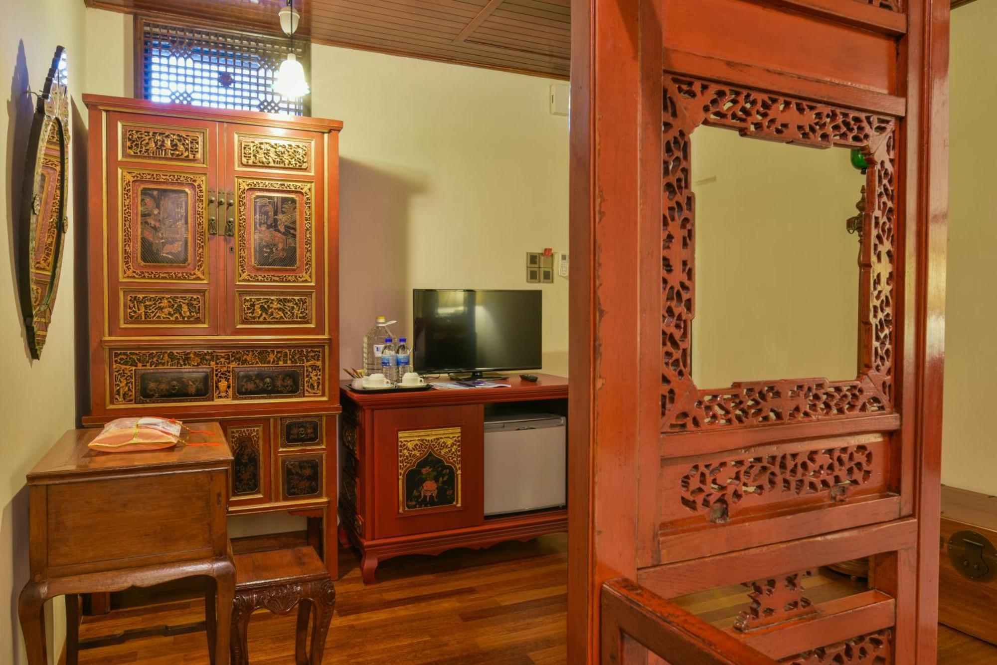 5 Heeren Museum Residence Malacca Room photo