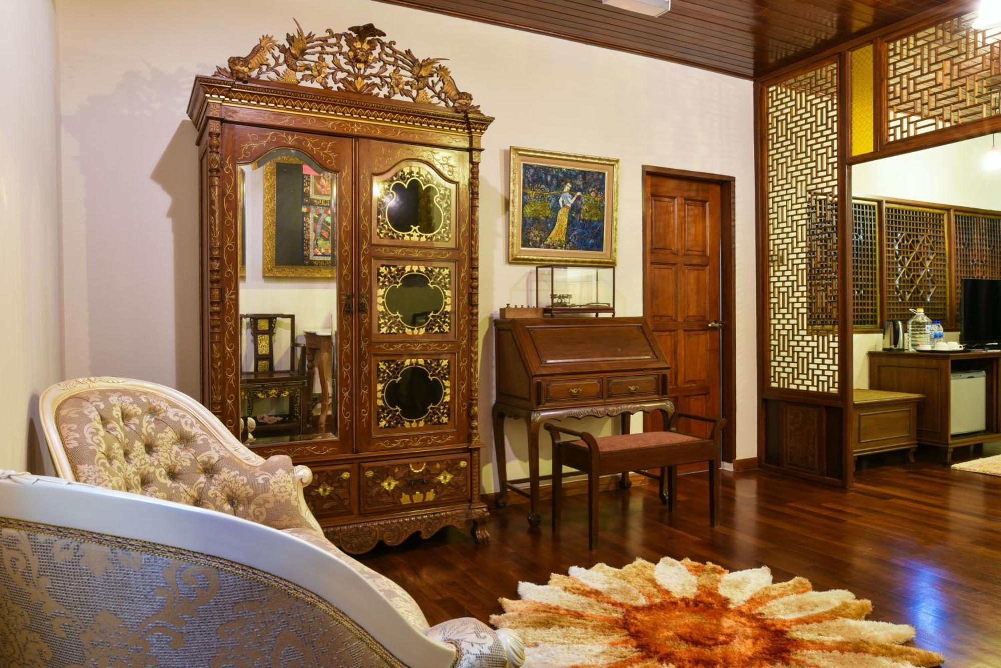 5 Heeren Museum Residence Malacca Room photo